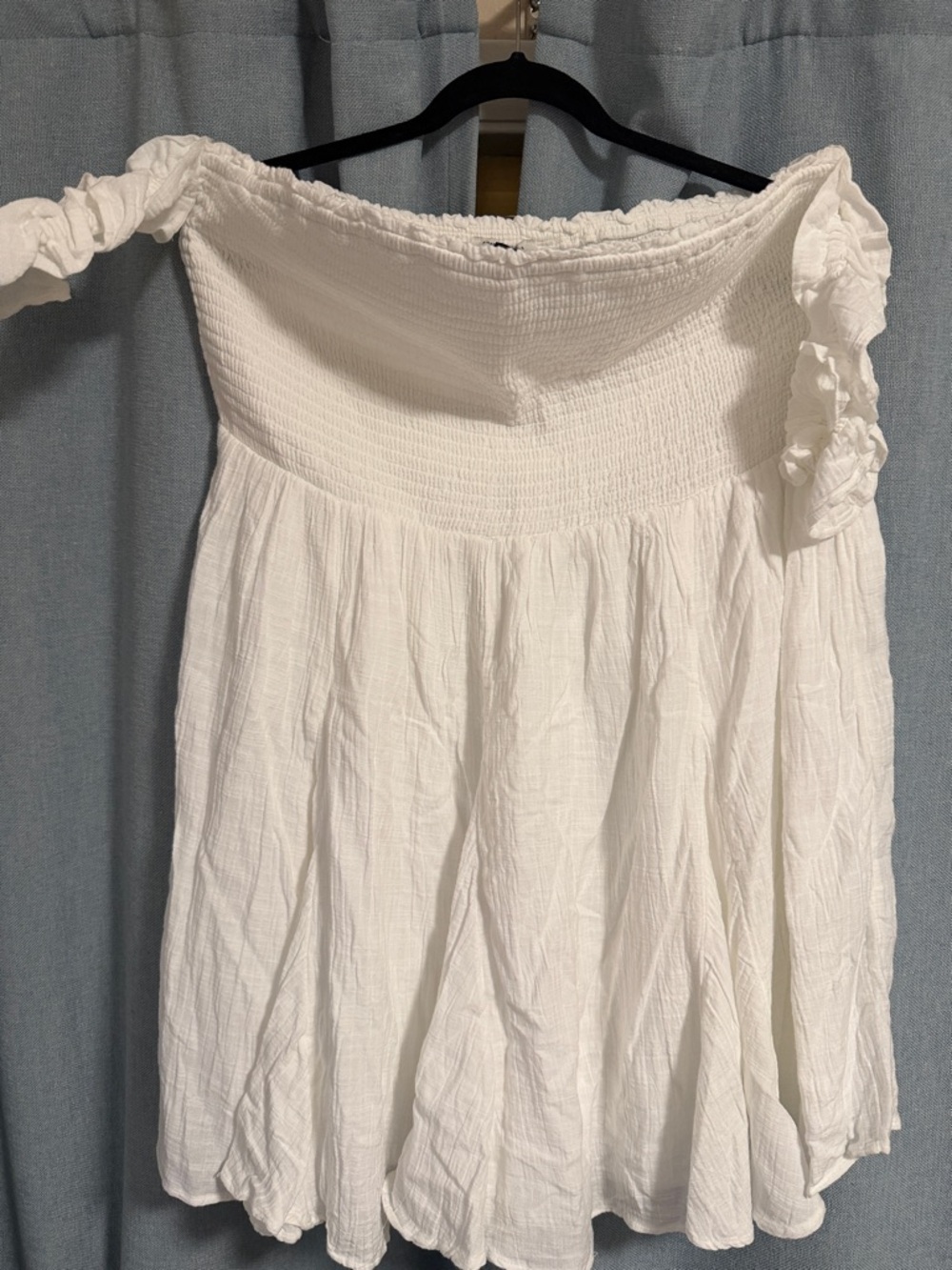 American Eagle Outfitters White Off-Shoulder Mini Dress